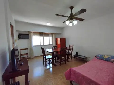 Santiago 565 , Piso 8