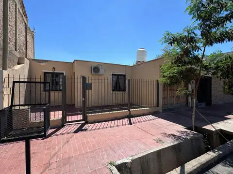 Casa en Luzuriaga Maipú