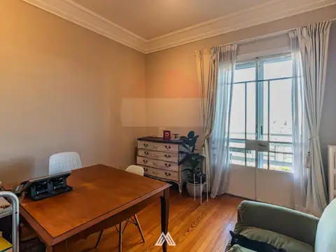 Departamento 7 ambientes con 2 baños