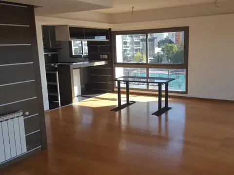 Departamento en Venta con 3 cocheras