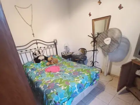 Casa 2 ambientes con 1 baño