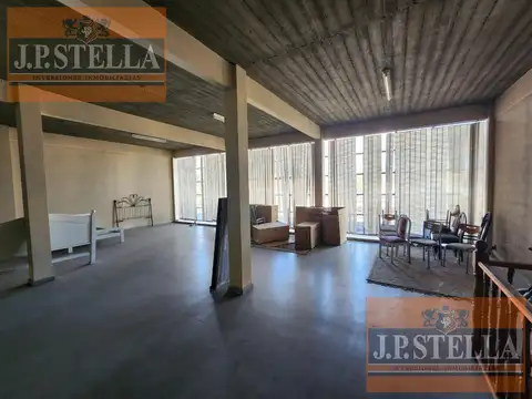 Local en Alquiler en Isidro Casanova, USD 1.200