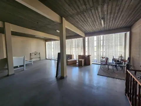 Local en Alquiler en Isidro Casanova, USD 1.200