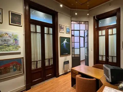 Depto Tipo Casa en Venta de 7 ambientes