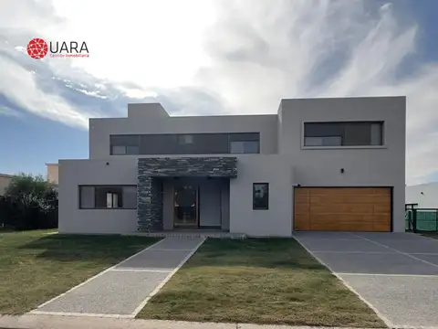 UARA - COUNTRY LA CASCADA CASA EN VENTA (REF 3143) - Foto 0