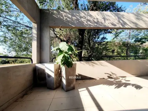 Complejo comercial Tortuguitas Point- Avenida Patricias Argentinas 3100