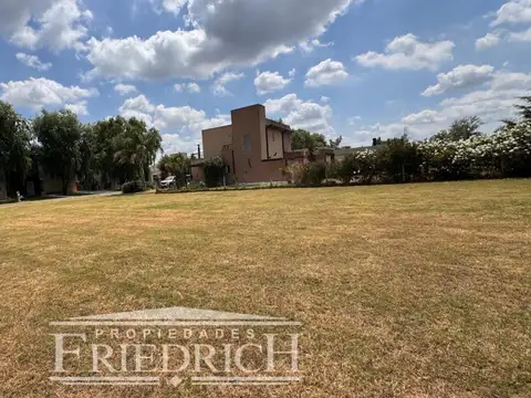 Terreno en Venta de 793,0 m2