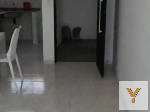 Departamento en Alquiler en Villa Parque Sicardi, $ 400.000