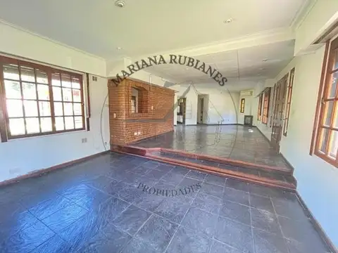 Casa en Alquiler de 4 dormitorios