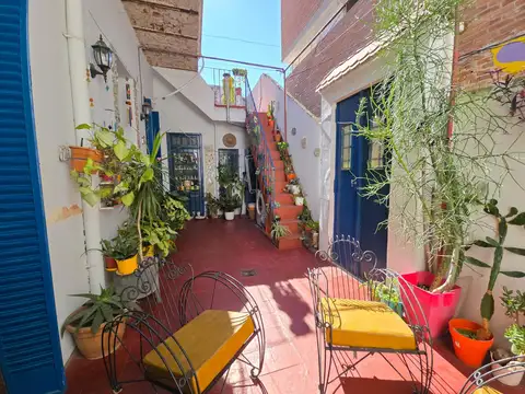 Montevideo 2672 - Hermosa casa de Pasillo en Barrio Lourdes