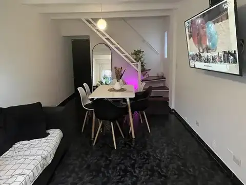 Depto Tipo Casa en Venta de 2 dormitorios