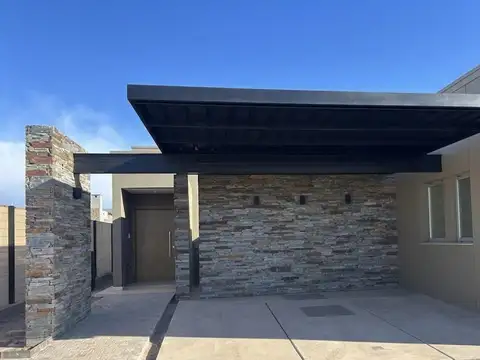 ALQUILER | ESPECTACULAR CASA A ESTRENAR EN BARRIO PRIVADO LAR DE BOEDO (3RA ETAPA)