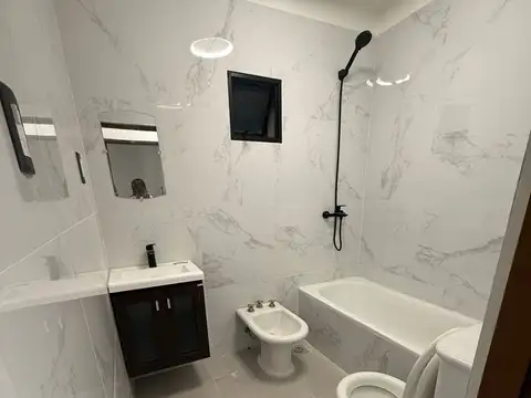 Depto Tipo Casa en Venta con 1 cocheras