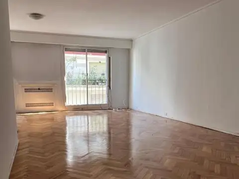 ALQUILER 4 AMBIENTES + DEPENDENCIA Y PALIER PRIVADO–RECOLETA