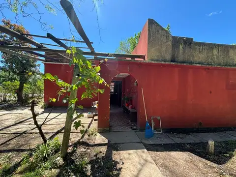 Casa 4 ambientes con 1 baño