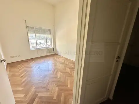 Saenz Peña, Roque, Pres 900, Piso 1