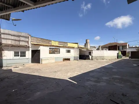 Local en San Cayetano