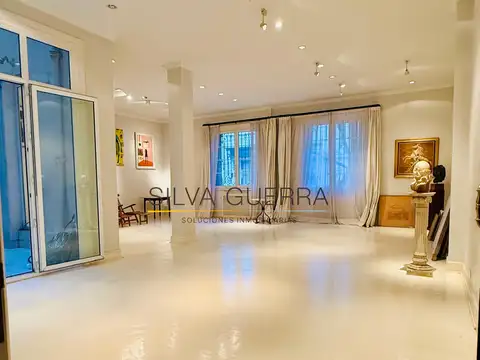 Presidente José Evaristo Uriburu 1200, Piso PB
