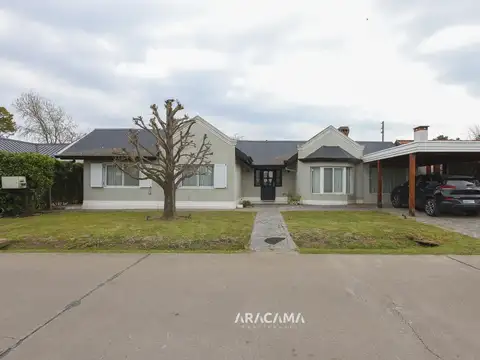 Casa en Venta en Campos de Echeverria - Canning