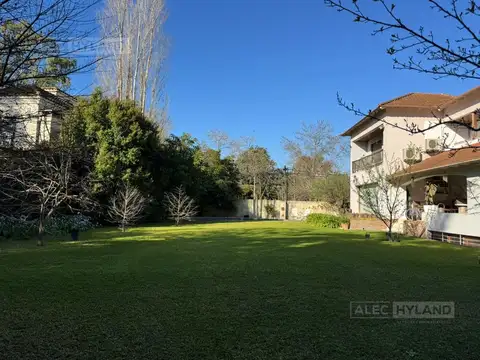 Terreno en Venta en Lomas de San Isidro, USD 590.000