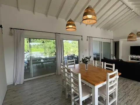 Casa en Venta en Barrio Golf 1, USD 248.000
