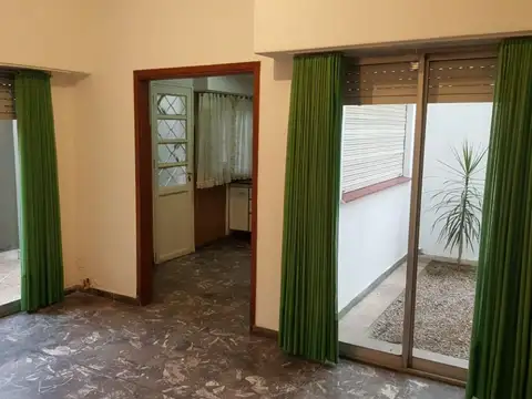 LAROQQUE 1300, Piso PB