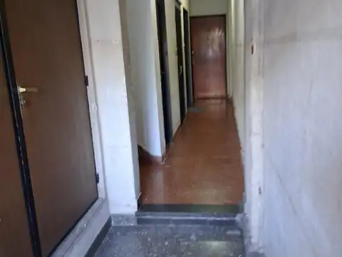 Juan Jose Paso 1700, Piso PB