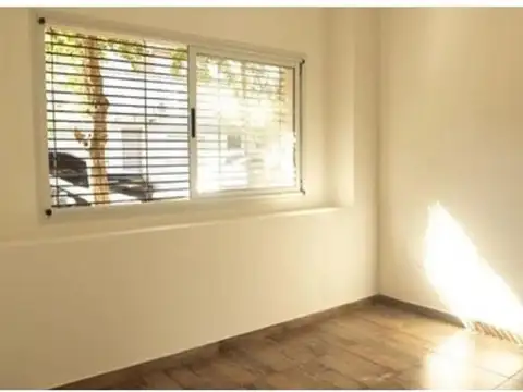 Depto Tipo Casa en Alquiler en Villa Urquiza, $ 700.000