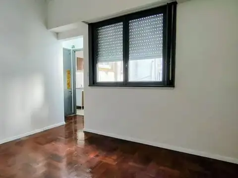 VENTA 2 AMBIENTES BAÑO Y COCINA A NUEVO