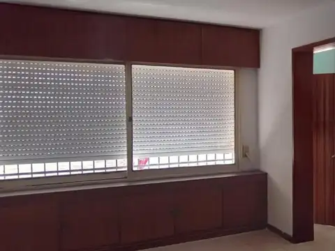 Depto Tipo Casa 4 ambientes con 1 baño