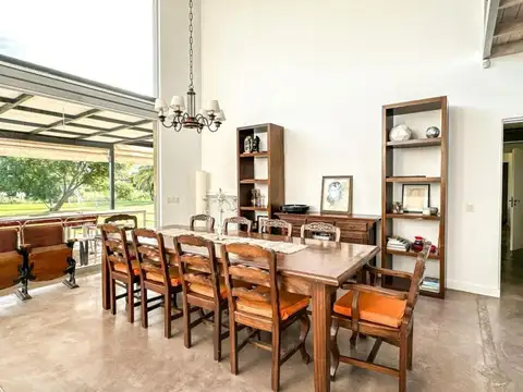 Casa a Laguna Club de Campo San Francisco Manzanares Pilar