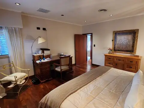 Casa de 4 Dormitorios con financiacion en Venta en Alberdi