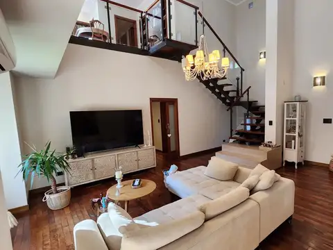 Casa en Venta en Rosario, USD 580.000