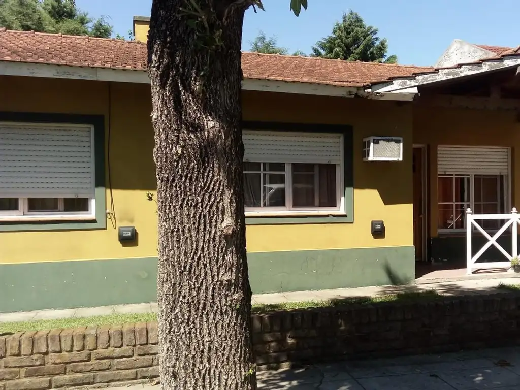 Casa en Venta en Barrio Parque Jorge Newbery - 2 dormitorios