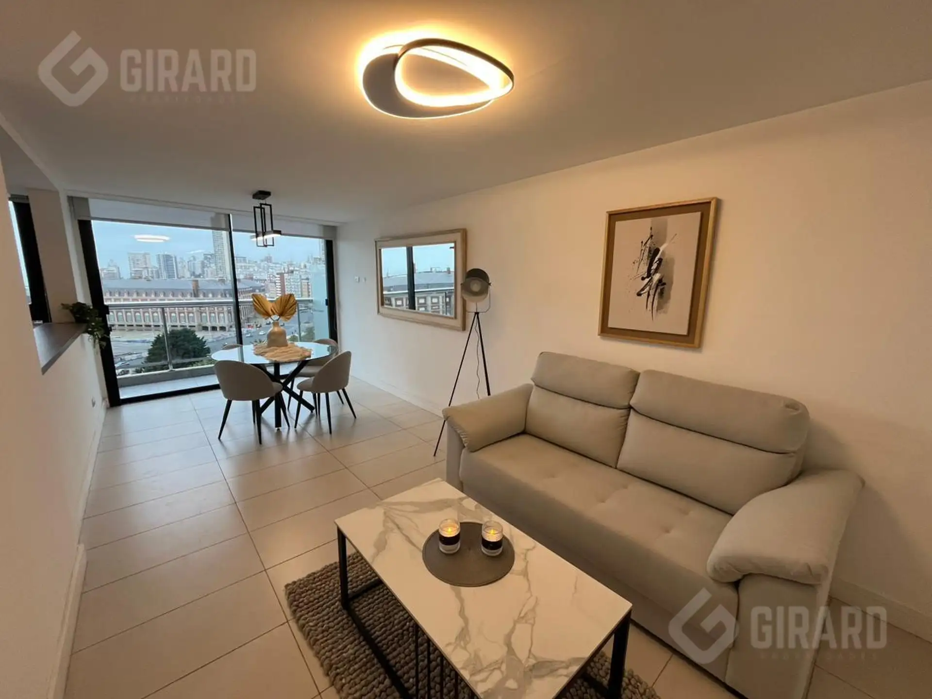 Venta de Departamento 2 ambientes con vista plena a la plaza colon y al mar