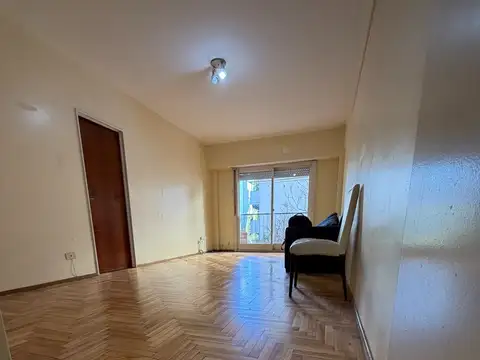 Mendoza 5400, Piso 2