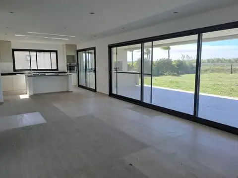 Casa en Alquiler A Estrenar