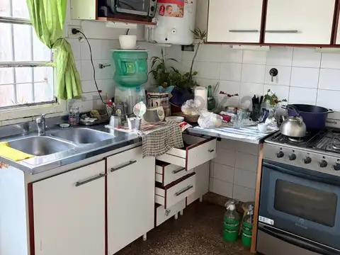 Potosi 2100, Piso 0