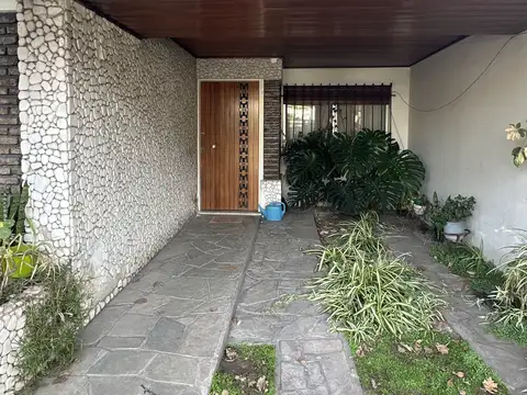 Casa en Venta en Banfield, USD 116.000