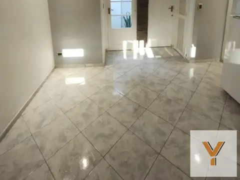 Depto Tipo Casa en Alquiler Temporal de 3 ambientes