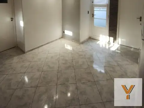 Depto Tipo Casa en Alquiler Temporal al Oeste
