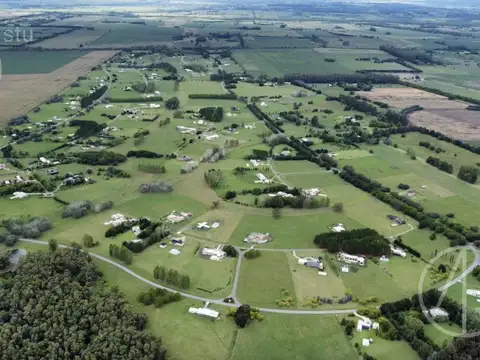 Gran lote en venta, chacra de 4 hectáreas en Estancia La Macarena, apto crédito