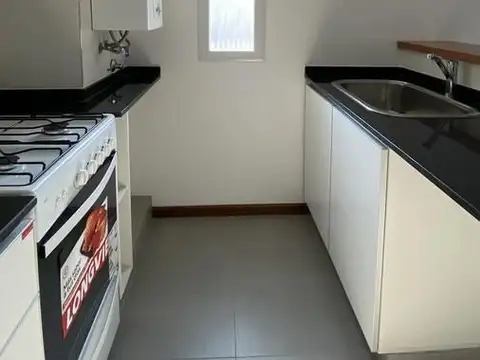 Av. Pellegrini 2600, Piso 3