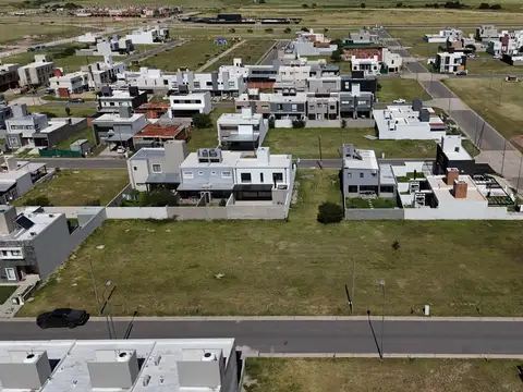 Terreno en Venta en Colinas De Manantiales, USD 58.000