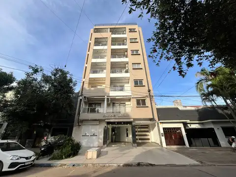 Venta | Dpto. 2D con cochera | Edificio Jazmín