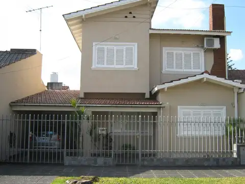 CHALET HAEDO NORTE ZONA RESIDENCIAL