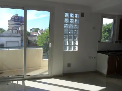 Nogoyá 4000, Piso 4