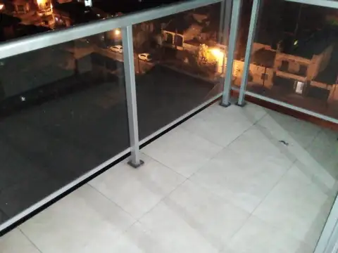 Departamento en Alquiler en Zona Centro, $ 550.000