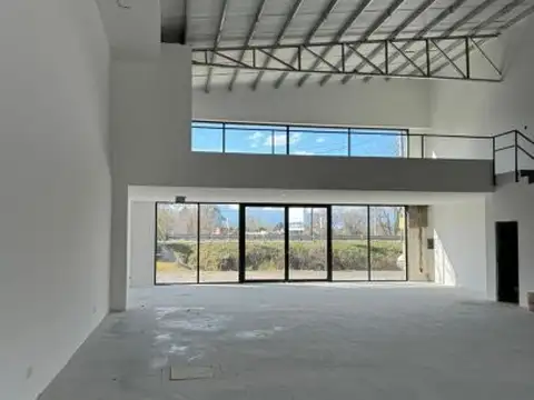 Galpon en Venta 30  mts Fondo