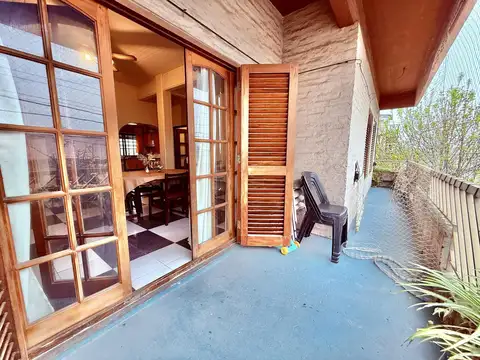 Depto Tipo Casa en Venta 25 años